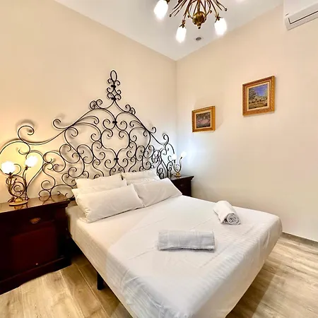 Urban Style Apartment Valencia